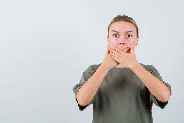 Почему воняет изо рта у человека: главные причины